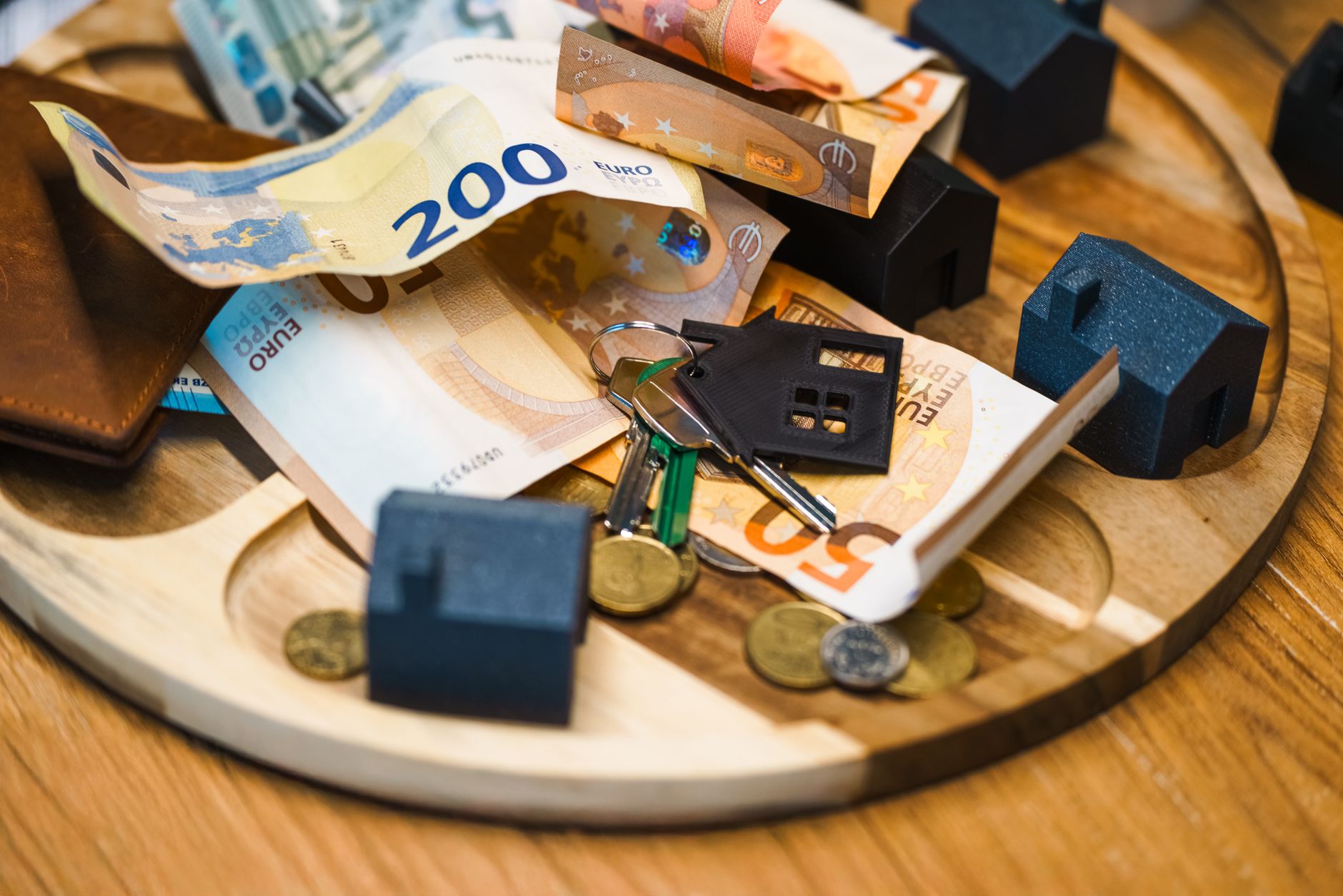 How AI Is Revolutionizing Personal Finance Education: A Beginner's Guide | WealthGrid Hub